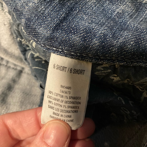 American Eagle, size 6 short, super cute denim jeans, dress up or down - Picture 6 of 8